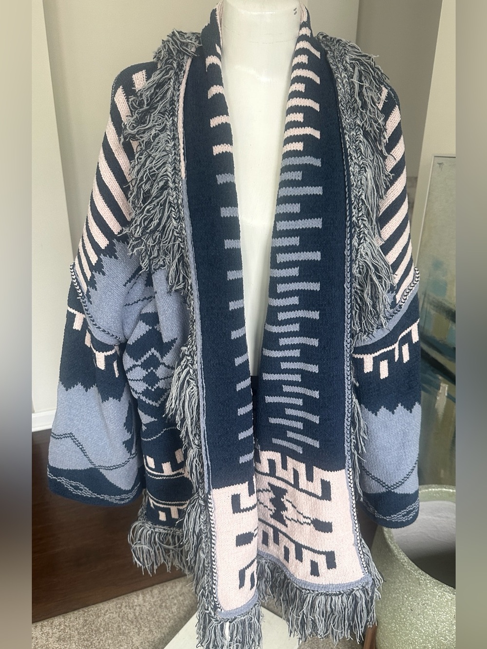 POL Aztec Patterned Heavy Oversized Boho Cardigan Sweater M
